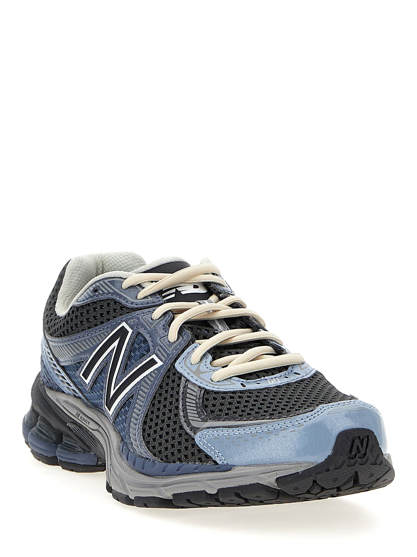 New Balance 860 Sneakers