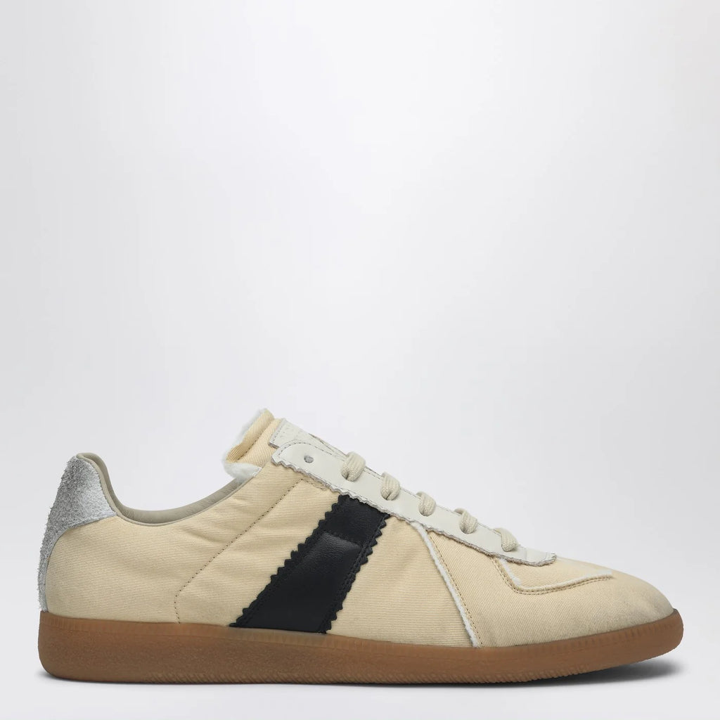 Maison Margiela Yellow/Black Vintage Low Top Sneakers Replica