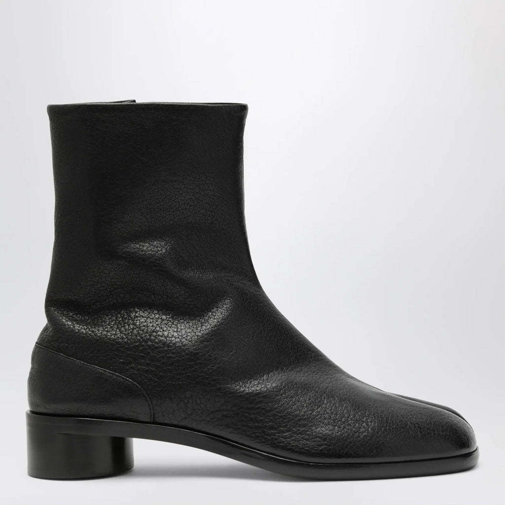 Maison Margiela Tabi leather ankle boots in black