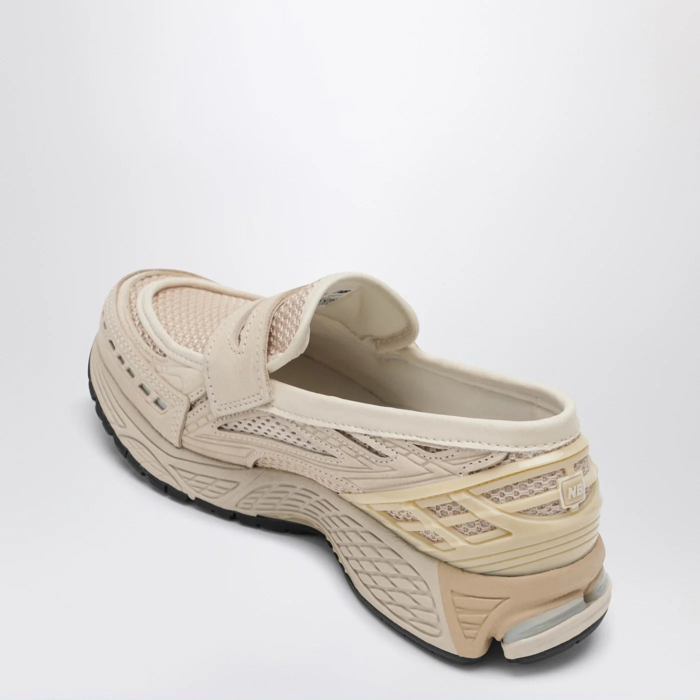 New Balance Beige 1906L loafer sneaker